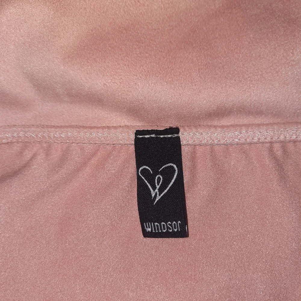 Windsor Soft Pink Bodycon Dress - Picture 4 of 5